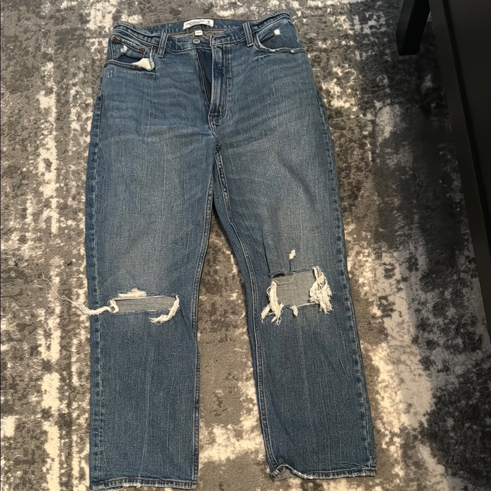 Abercrombie and Fitch Ankle Straight Ultra High Rise